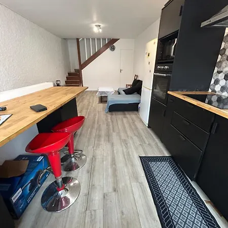 Ground-floor With Private Garden * Étampes